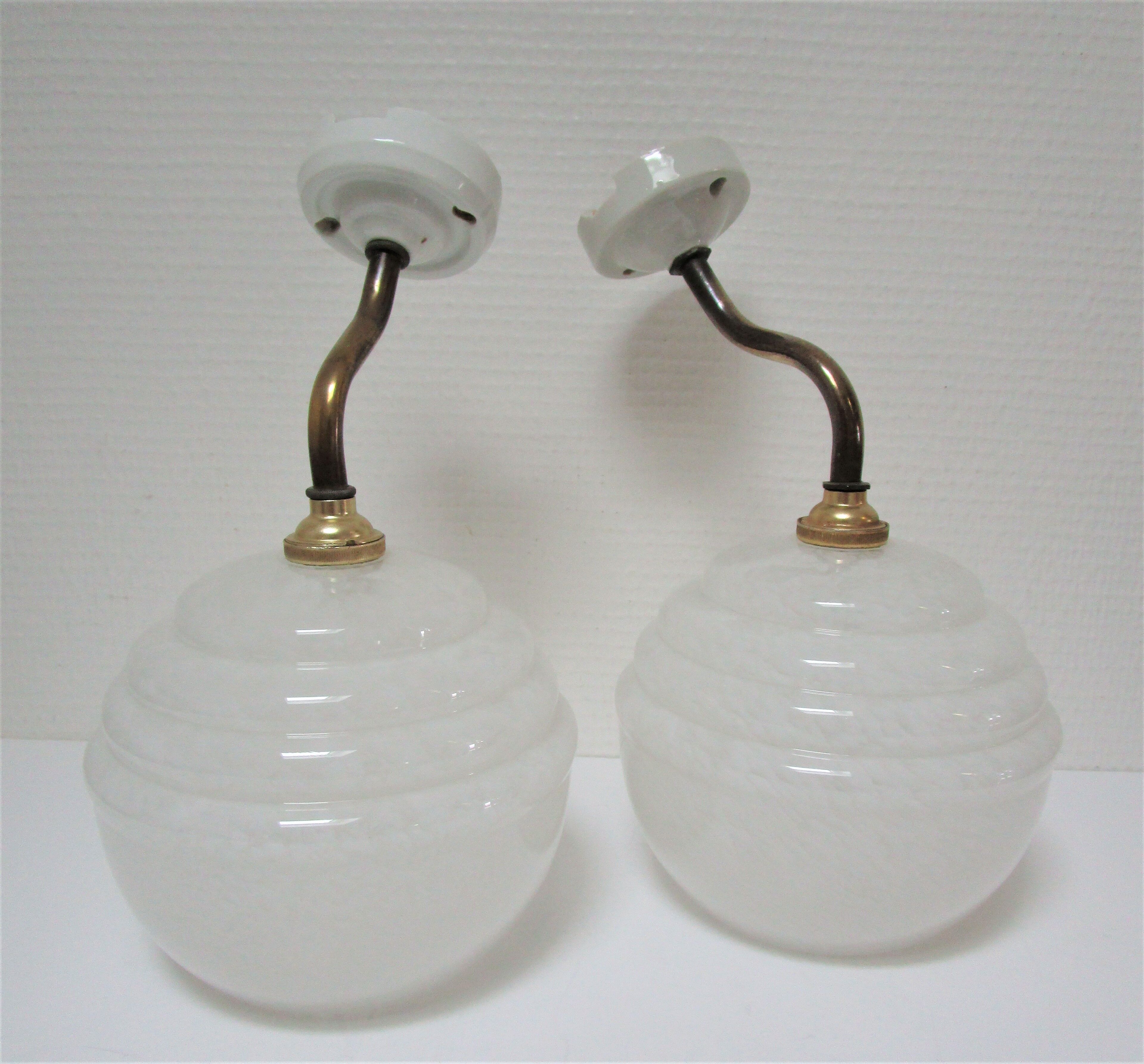 Pair of porcelain sconces brass glass of clchy white art deco