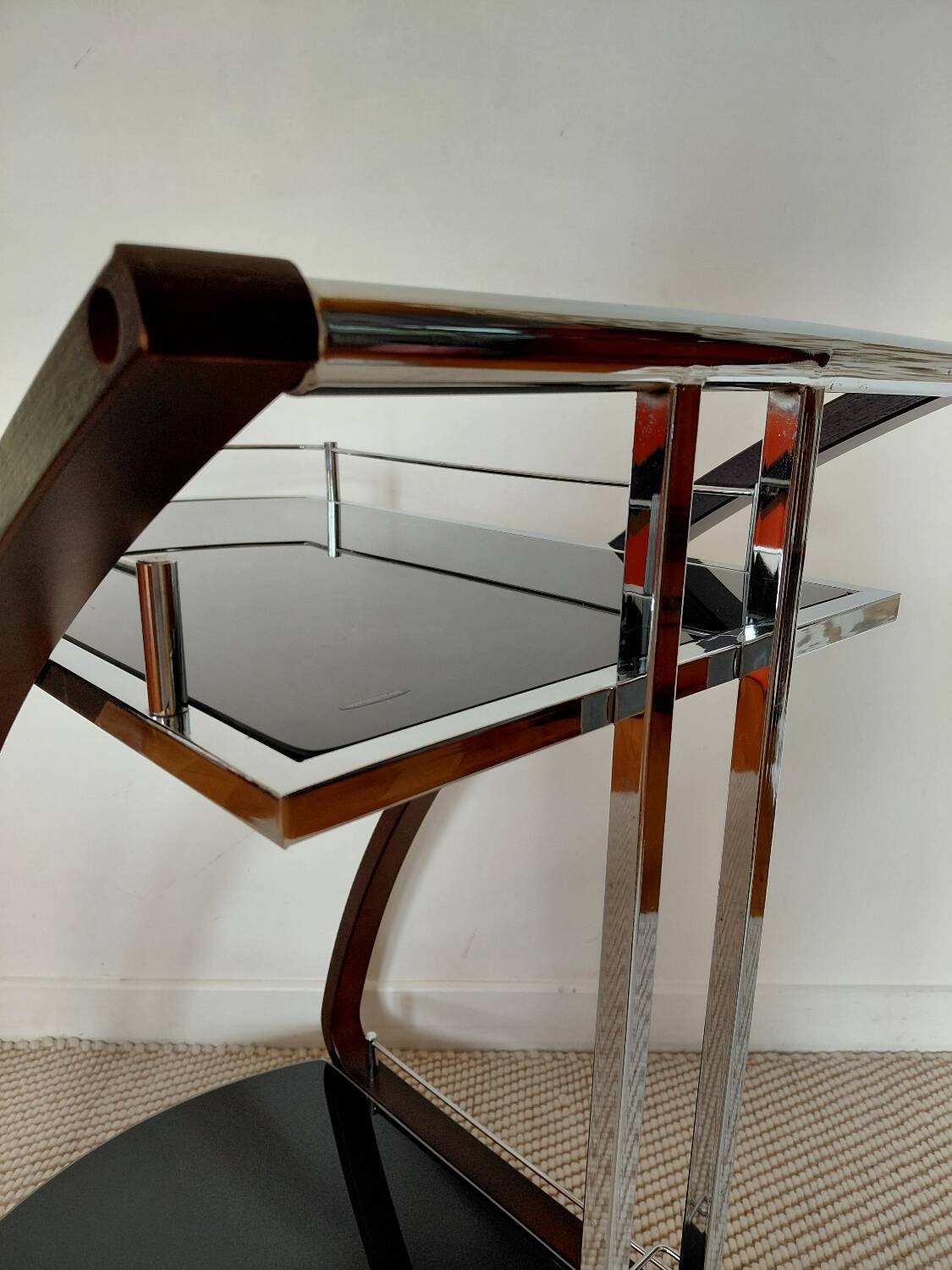 "Z-Shape" vintage 70s dessert table, Italian design: a real favourite.