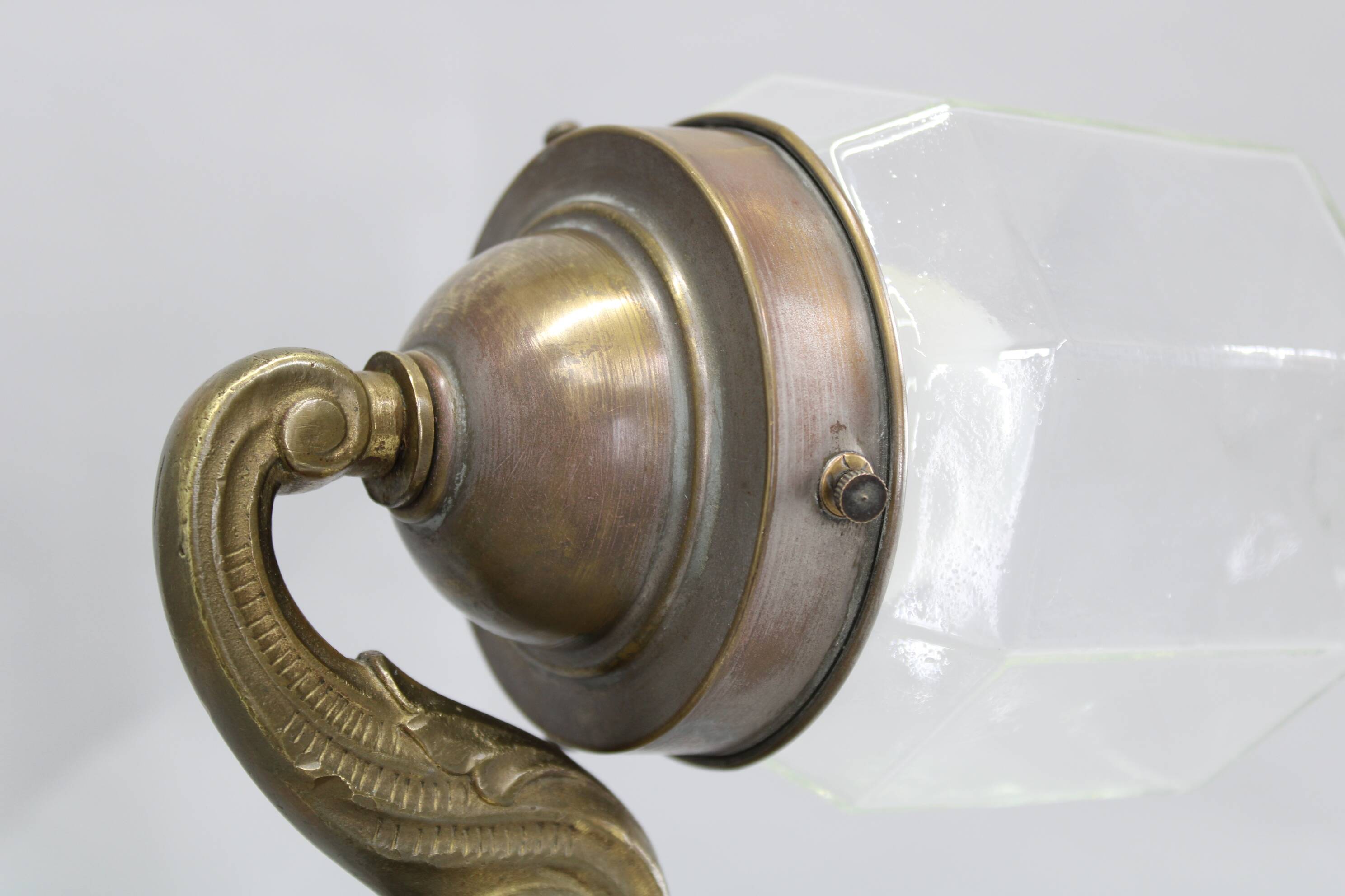 Lampe de bureau Sécession des années 1930, en laiton et verre, Tchécoslovaquie