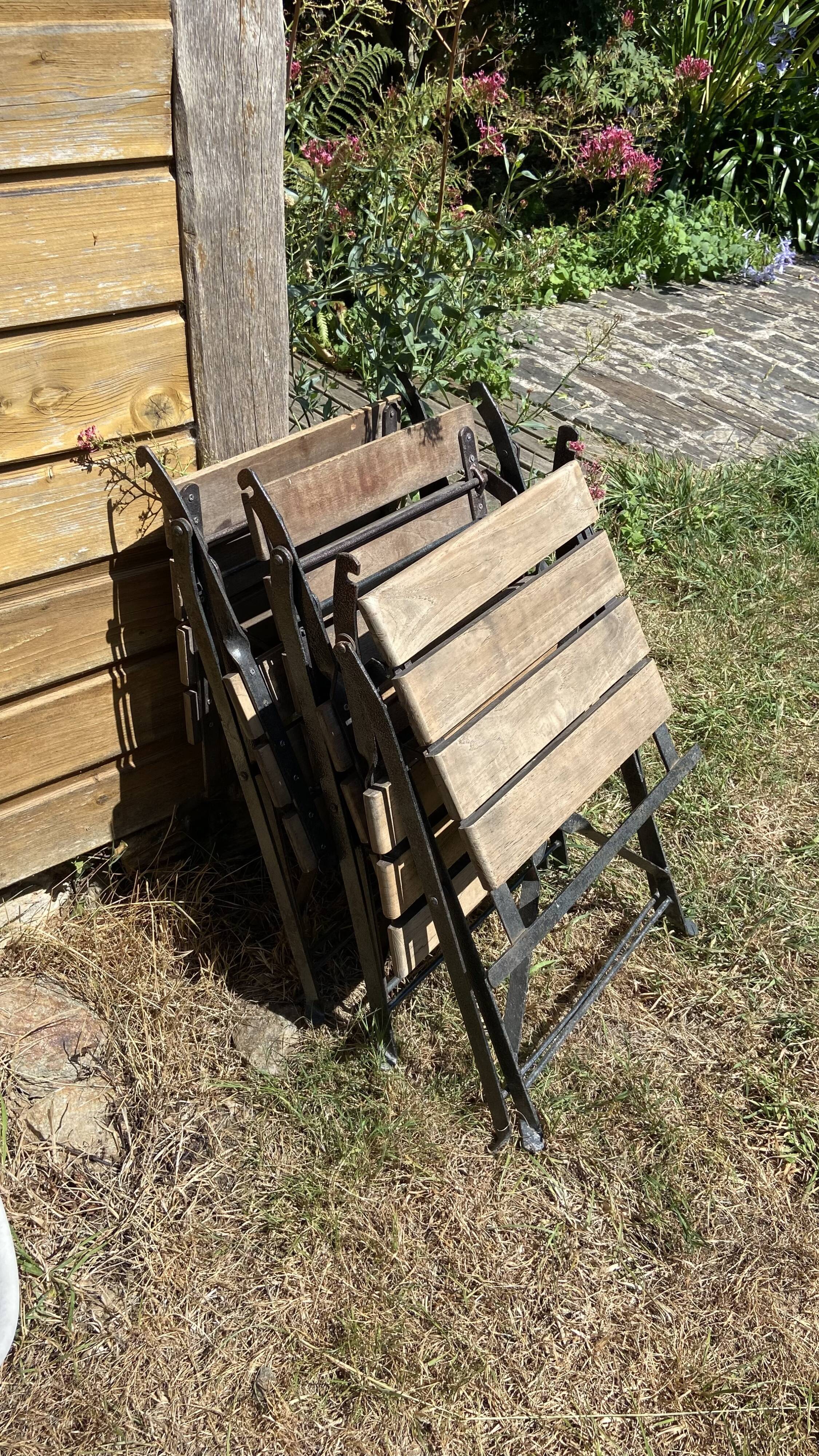 Chaise de jardin pliante bois et fer forgé