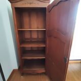 Solid oak bonnet maker