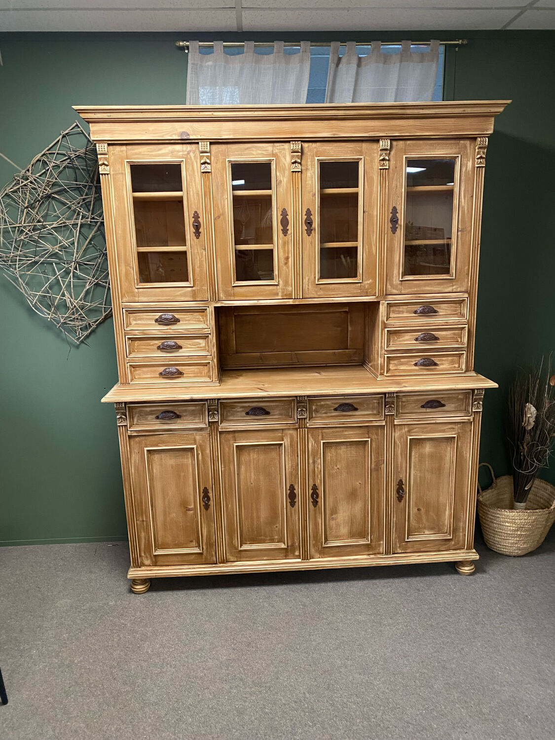 Sideboard