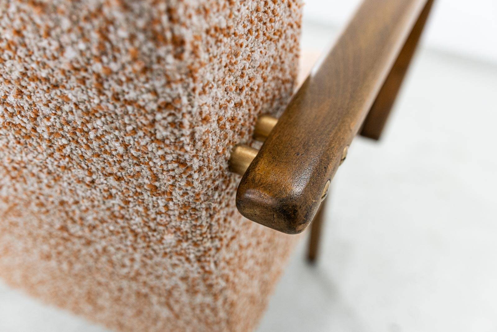 Mid Century Armchair Model 53 By J šmidek For Ton, 1960s