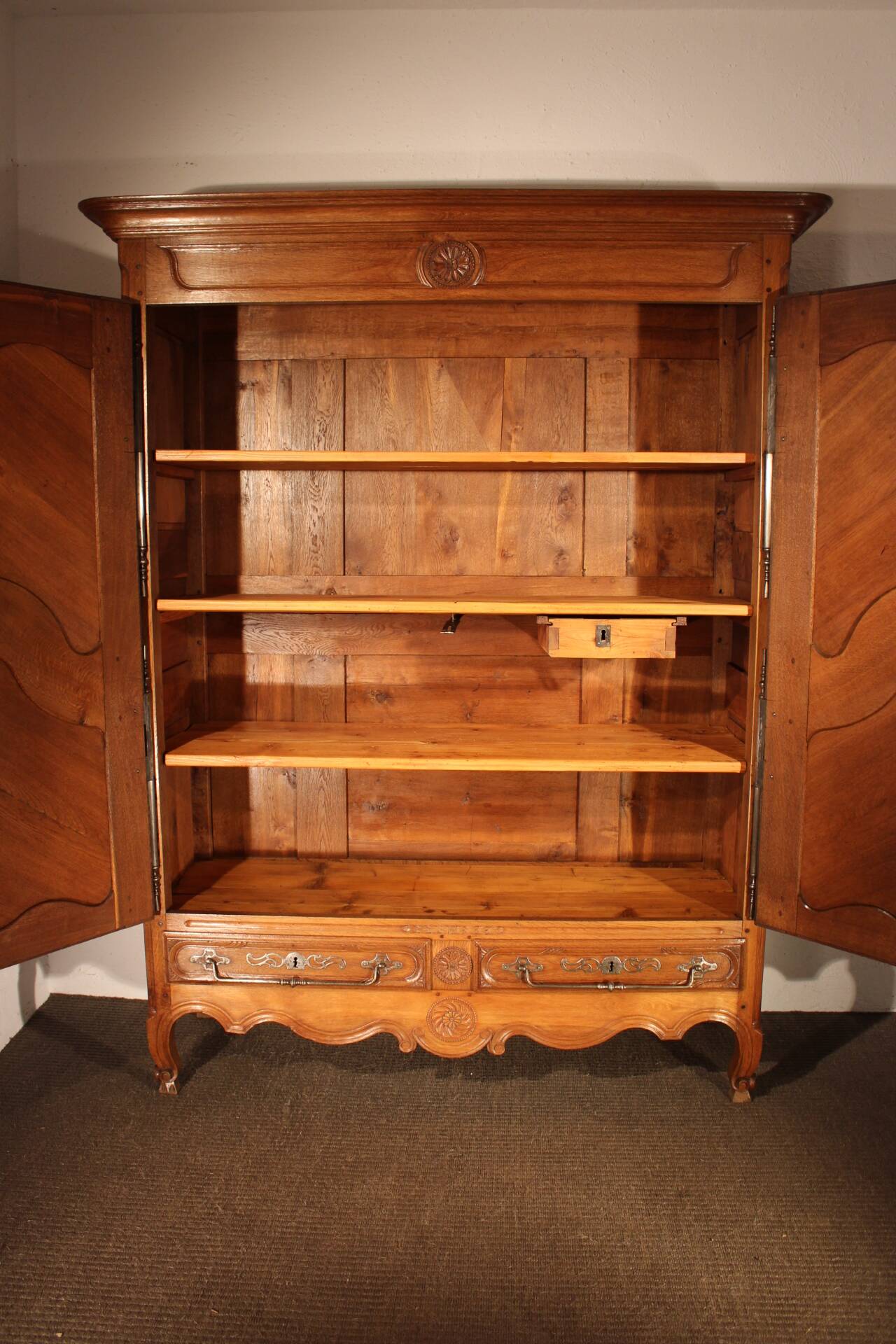 Vosges wardrobe