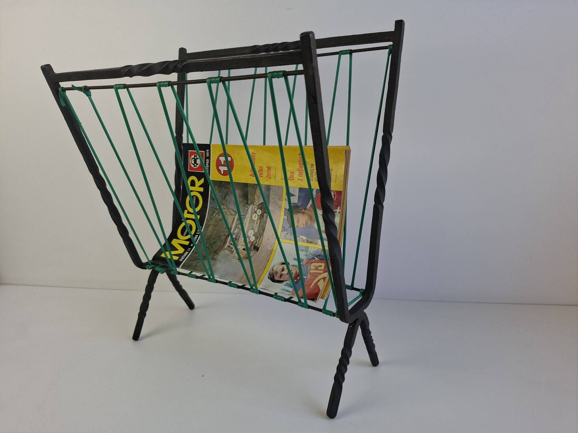 1960 Czechoslovakian Mid-Century Magazine Rack with Green Wire