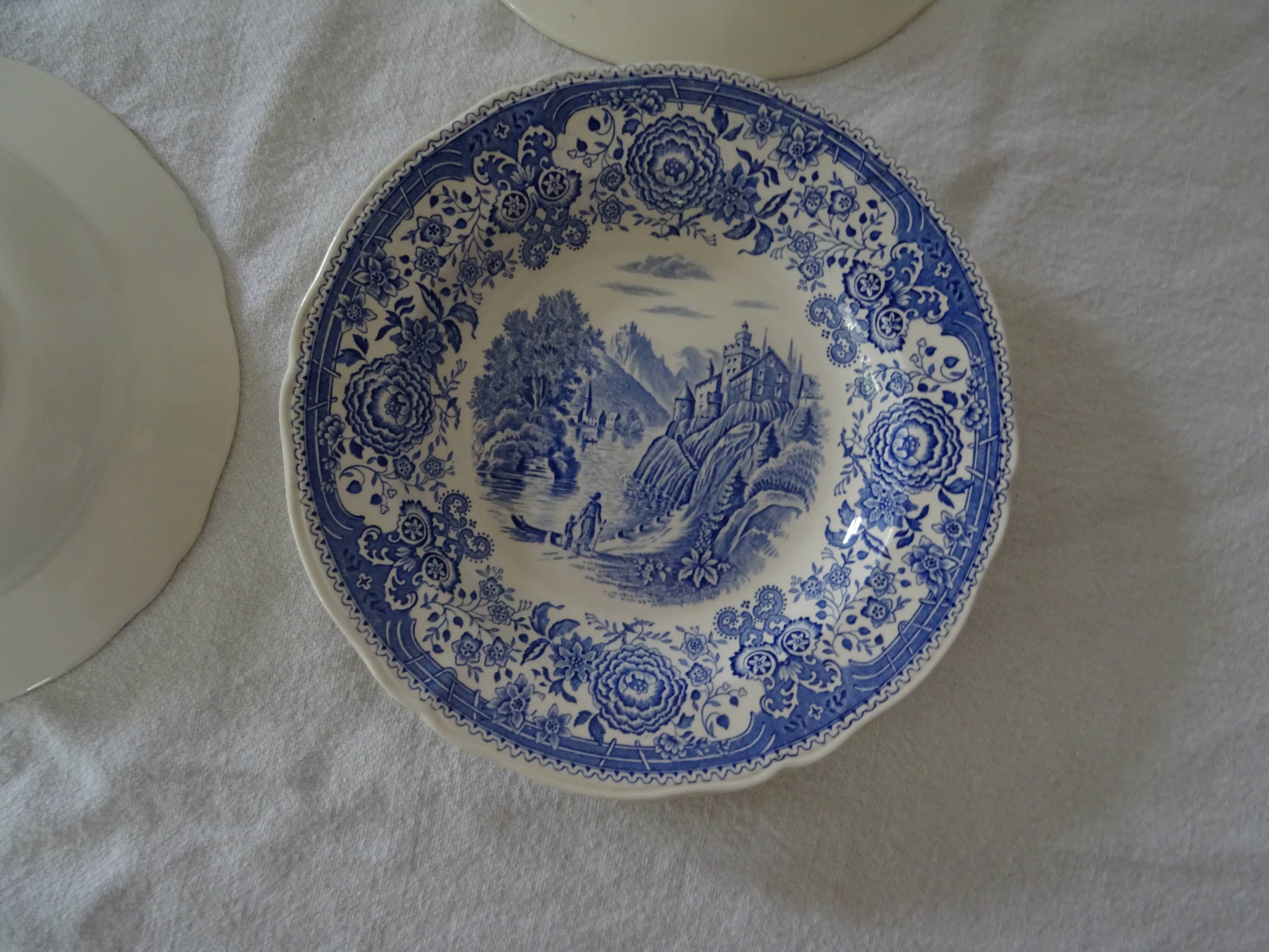 4 old earthenware plates 26923 villeroy boch burgenland blue