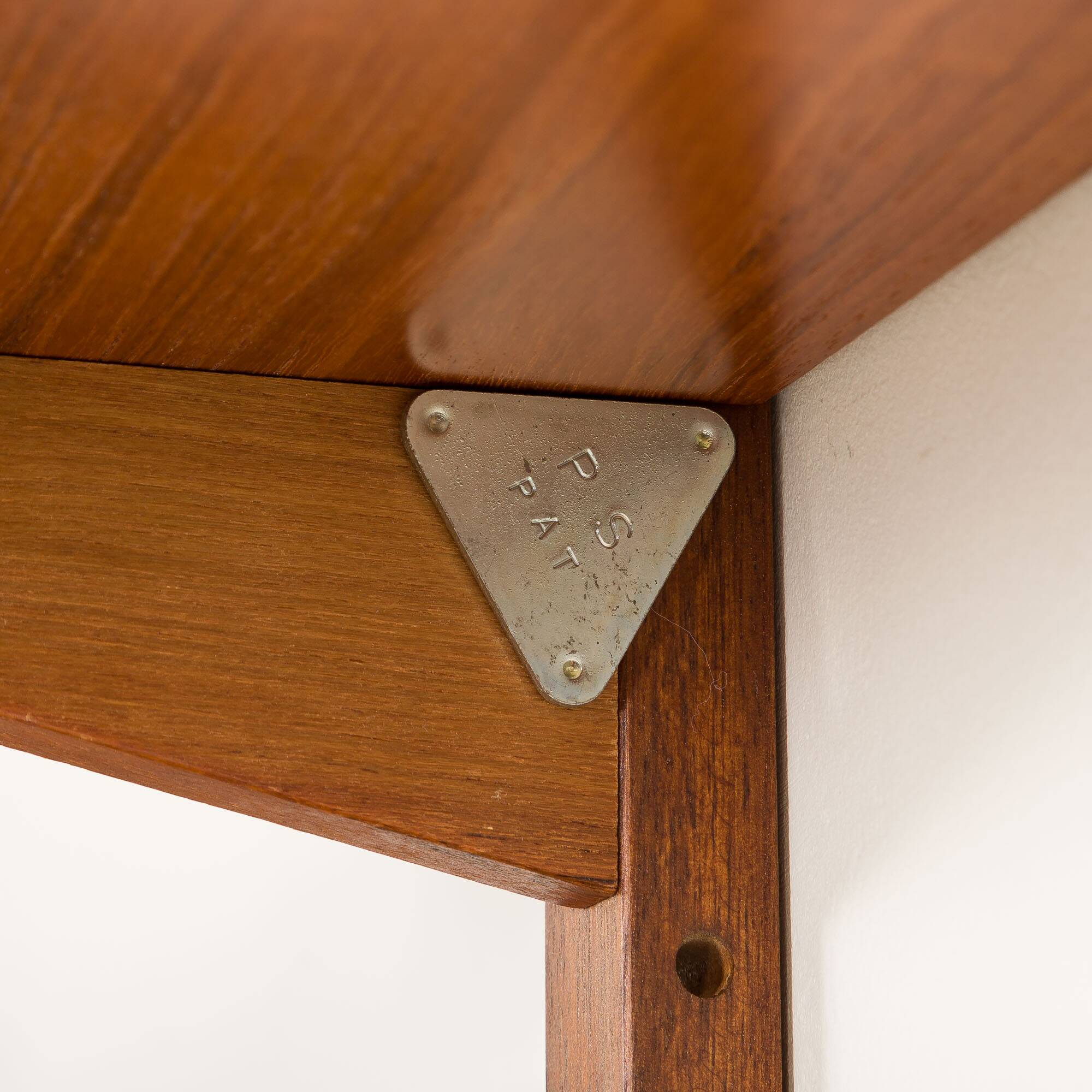 Preben Sorensen, PS System shelving unit on wooden brackets, 1960s