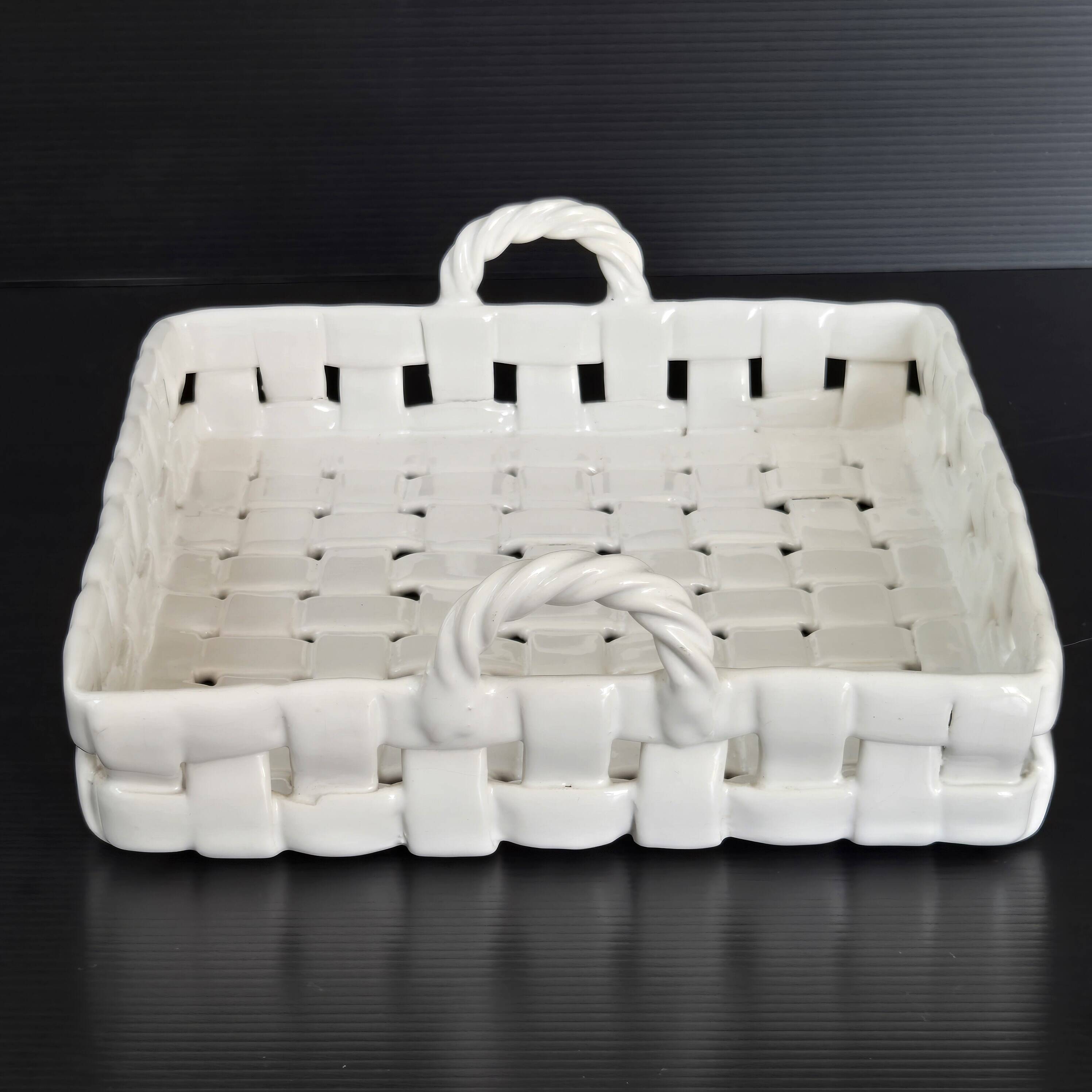 Vintage woven pocket emptier 1960