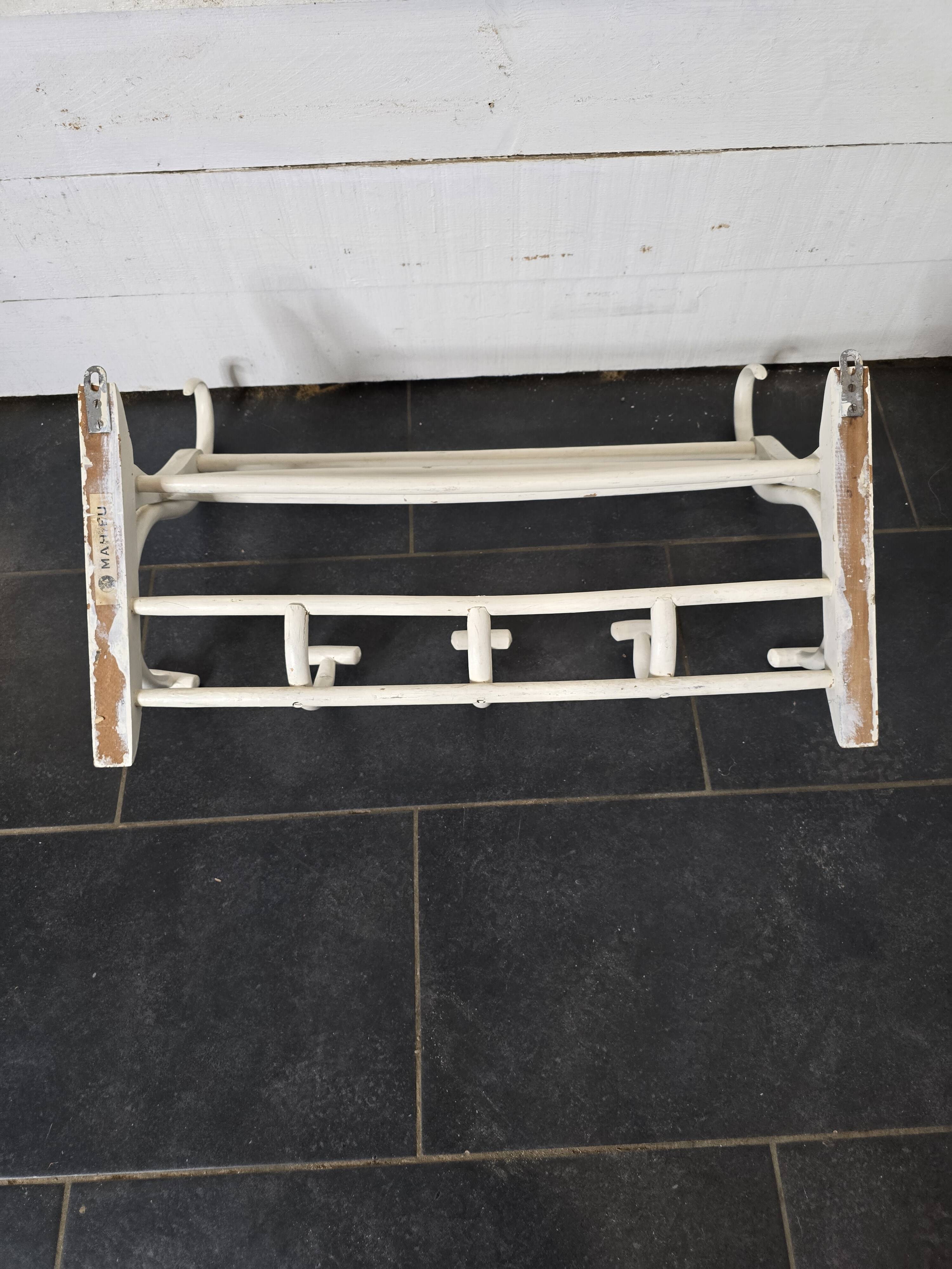 Mahieu curved wooden coat rack
