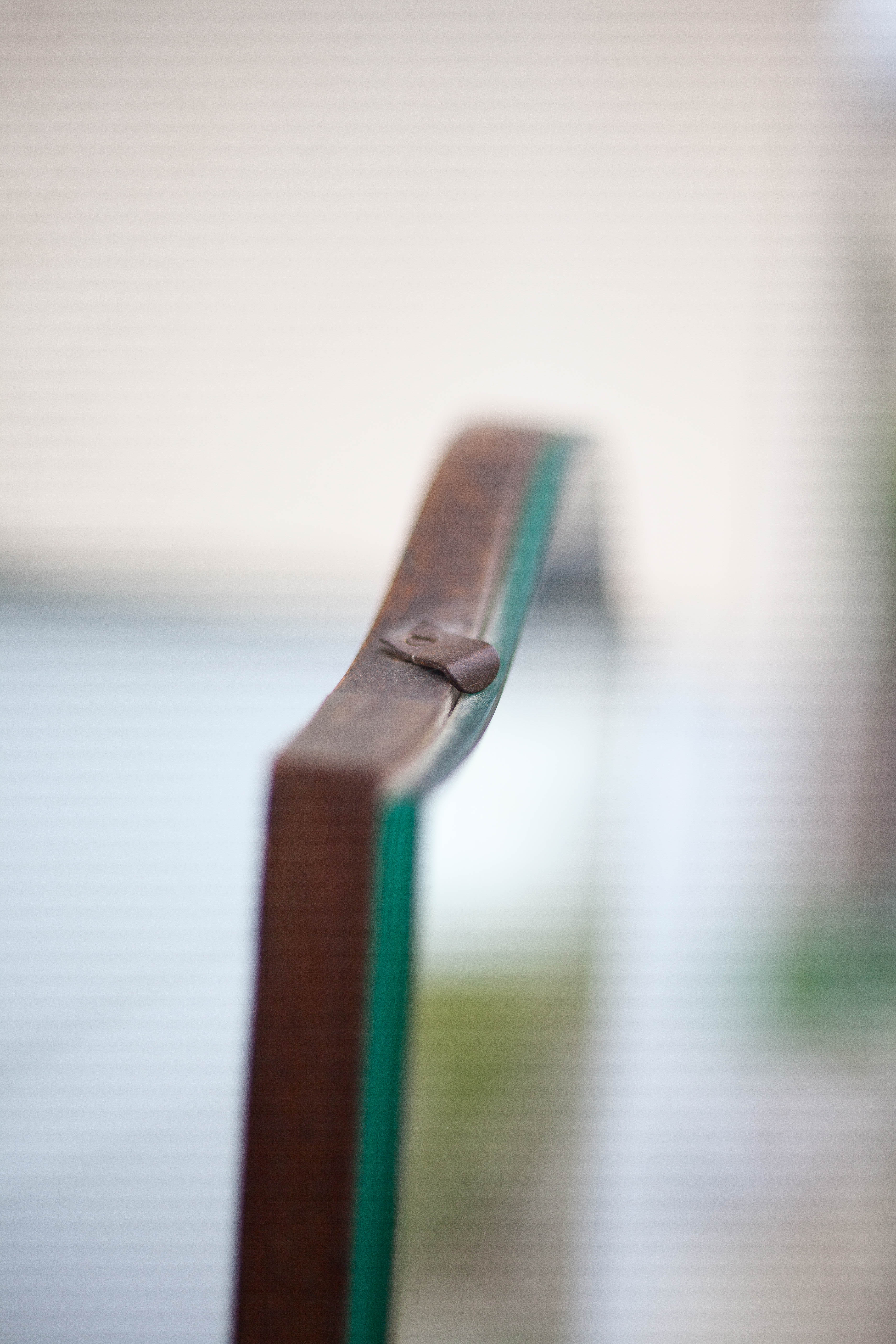 Psyche wood, mirror on wooden foot