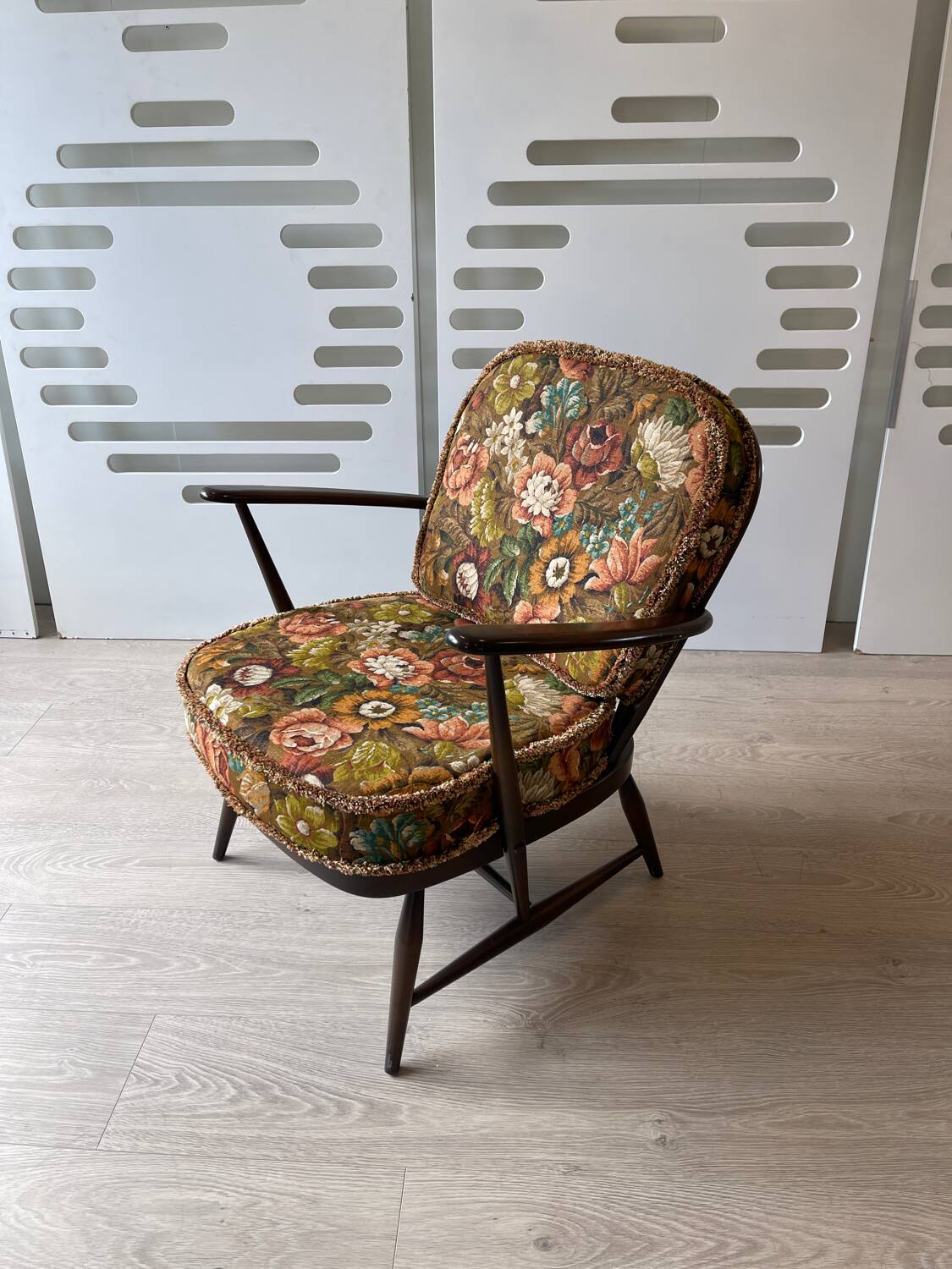 Ercol armchair, Windsor model