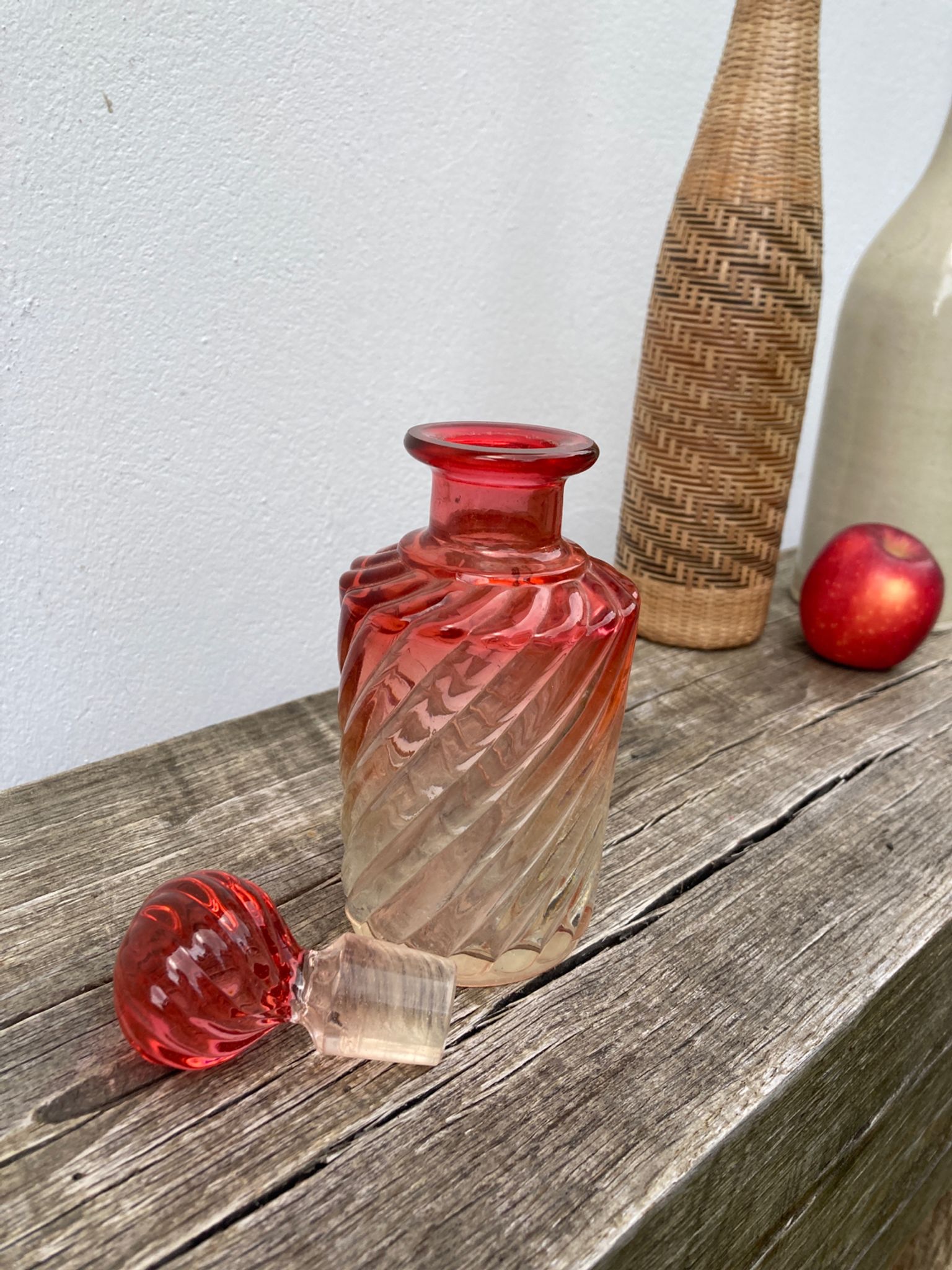 Old bottle pink Baccarat ancient crystal perfume / toilet accessory
