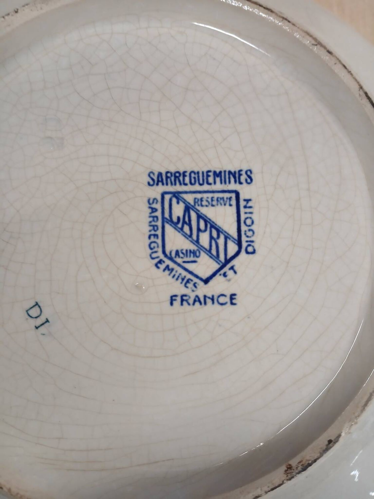 Old soup tureen Digoin and Sarreguemines