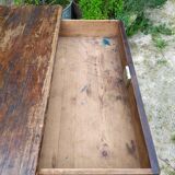 Desk with turned legs
