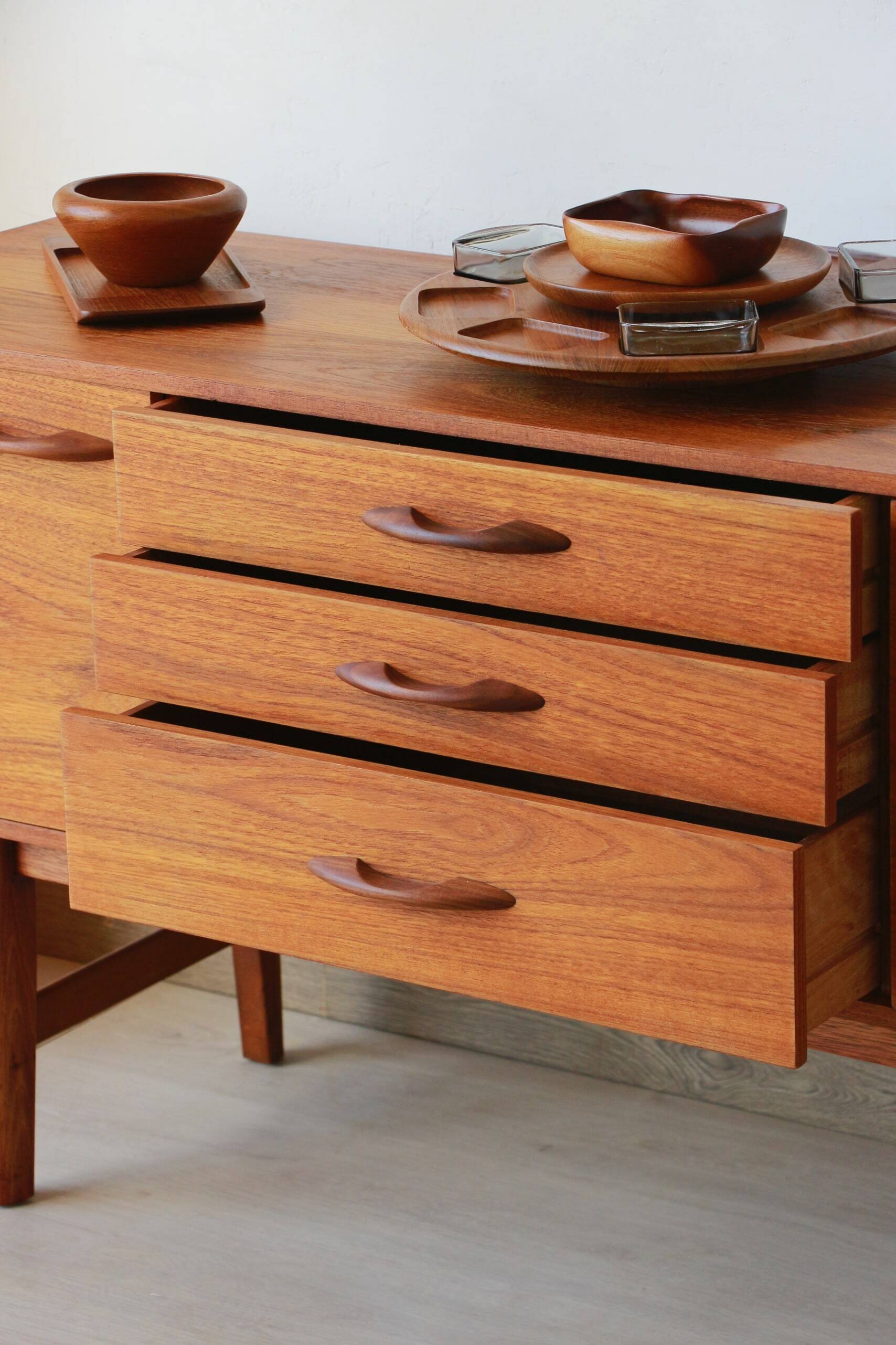 Enfilade - avalon - english