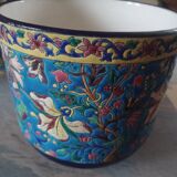 Large pot