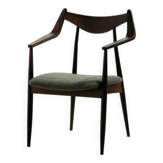MK7180 Beech armchair by László Heczendorfer