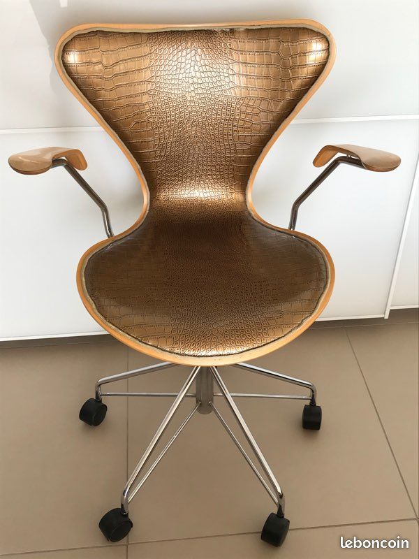 Arne Jacobsen roller chair for Fritz Hansen