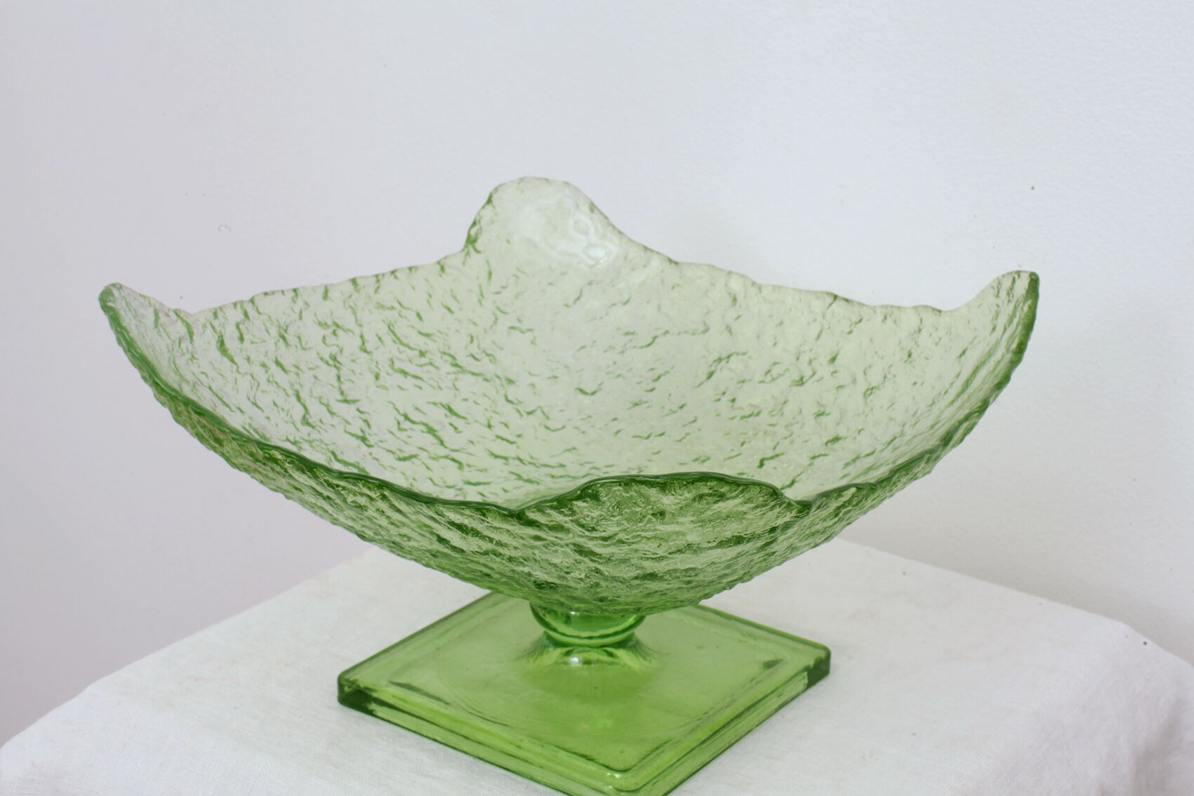 Cut square fruit bumpy glass - green