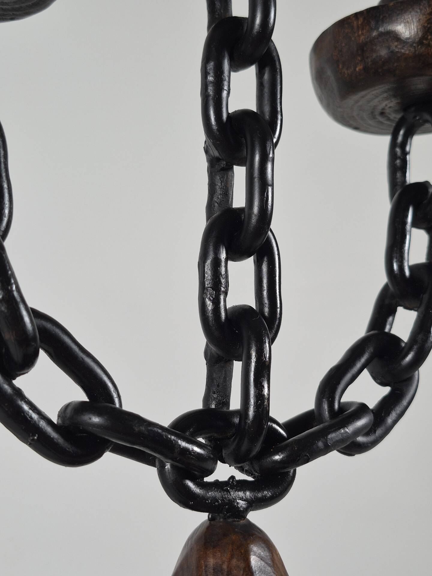 Vintage brutalist chain decor candleholder spain
