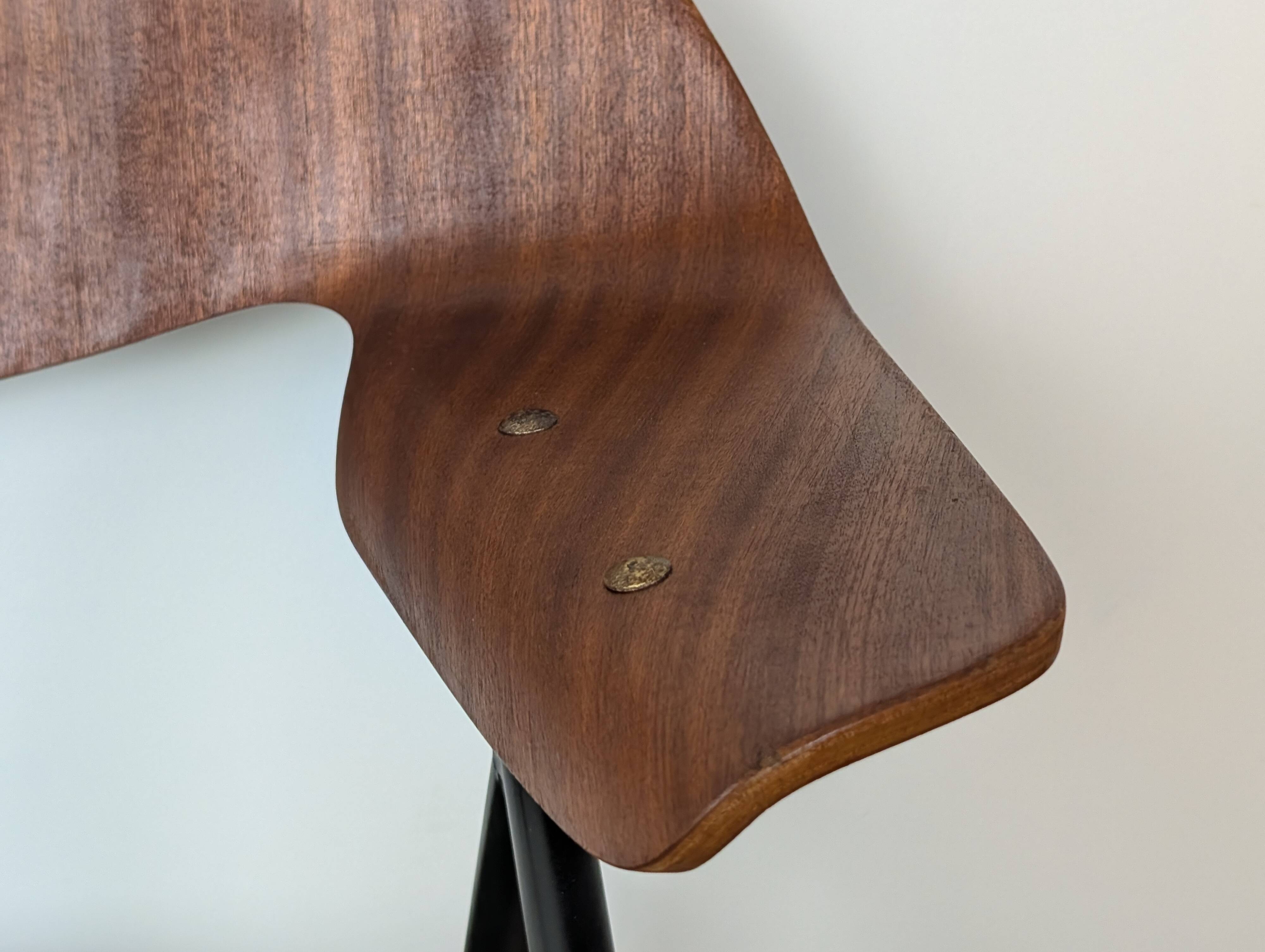 Robin Day armchair for Airborne