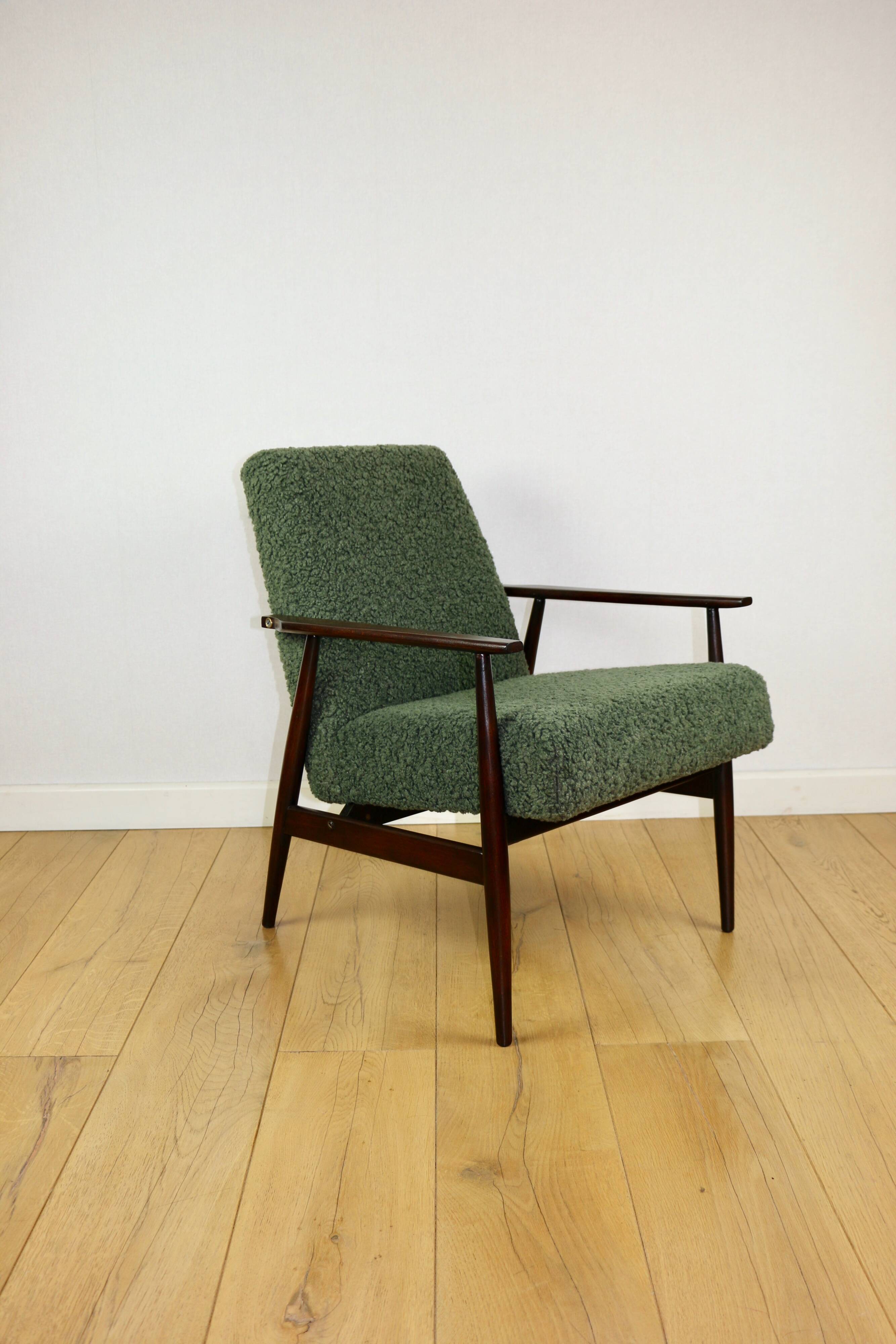 Fauteuil 'Lis', design en bouclés verts des années 1970 par Henryk Lis - 2 pièces disponibles
