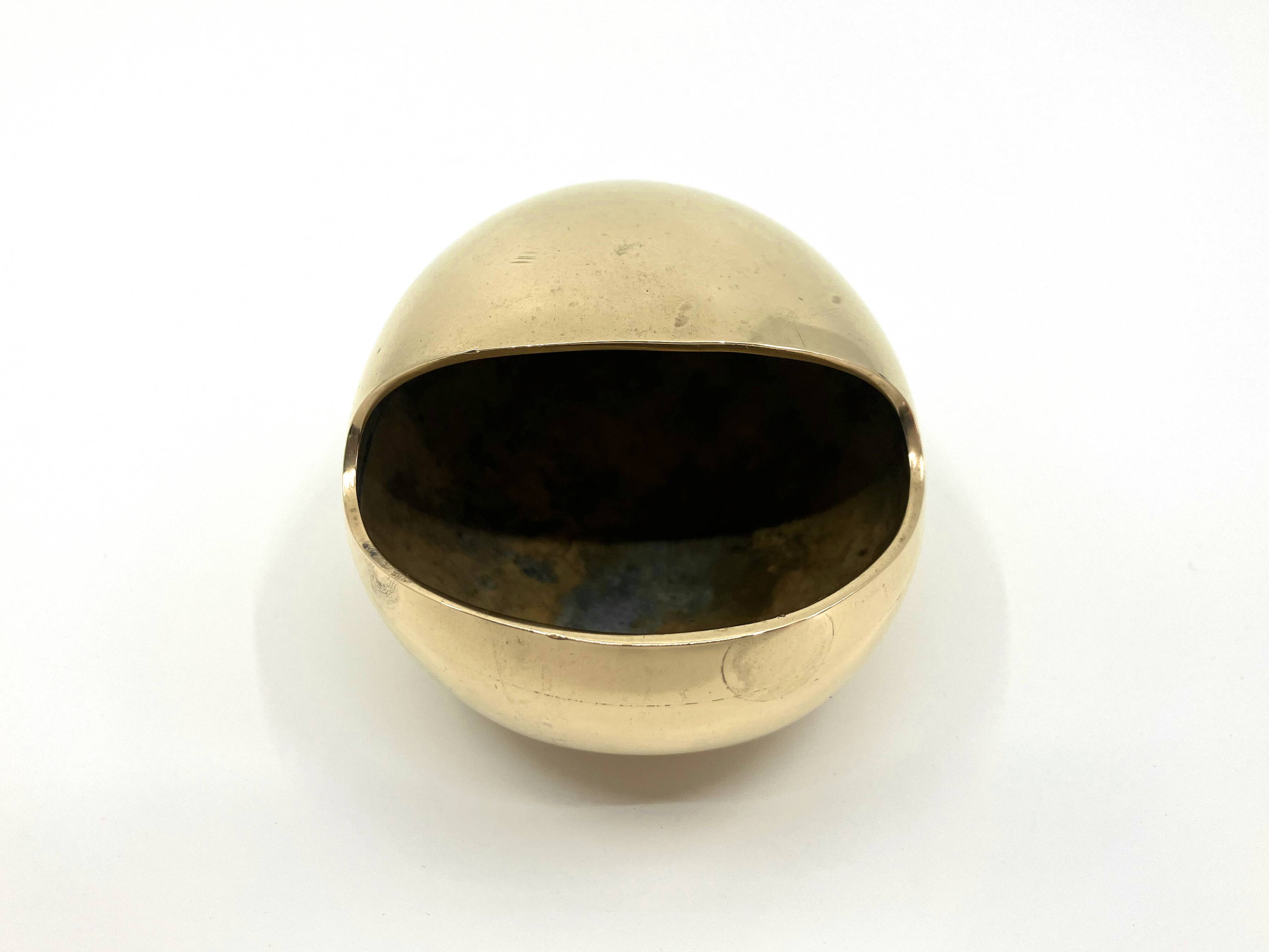 Modernist ashtray "the smile" • Carl Cohr • Denmark 50s