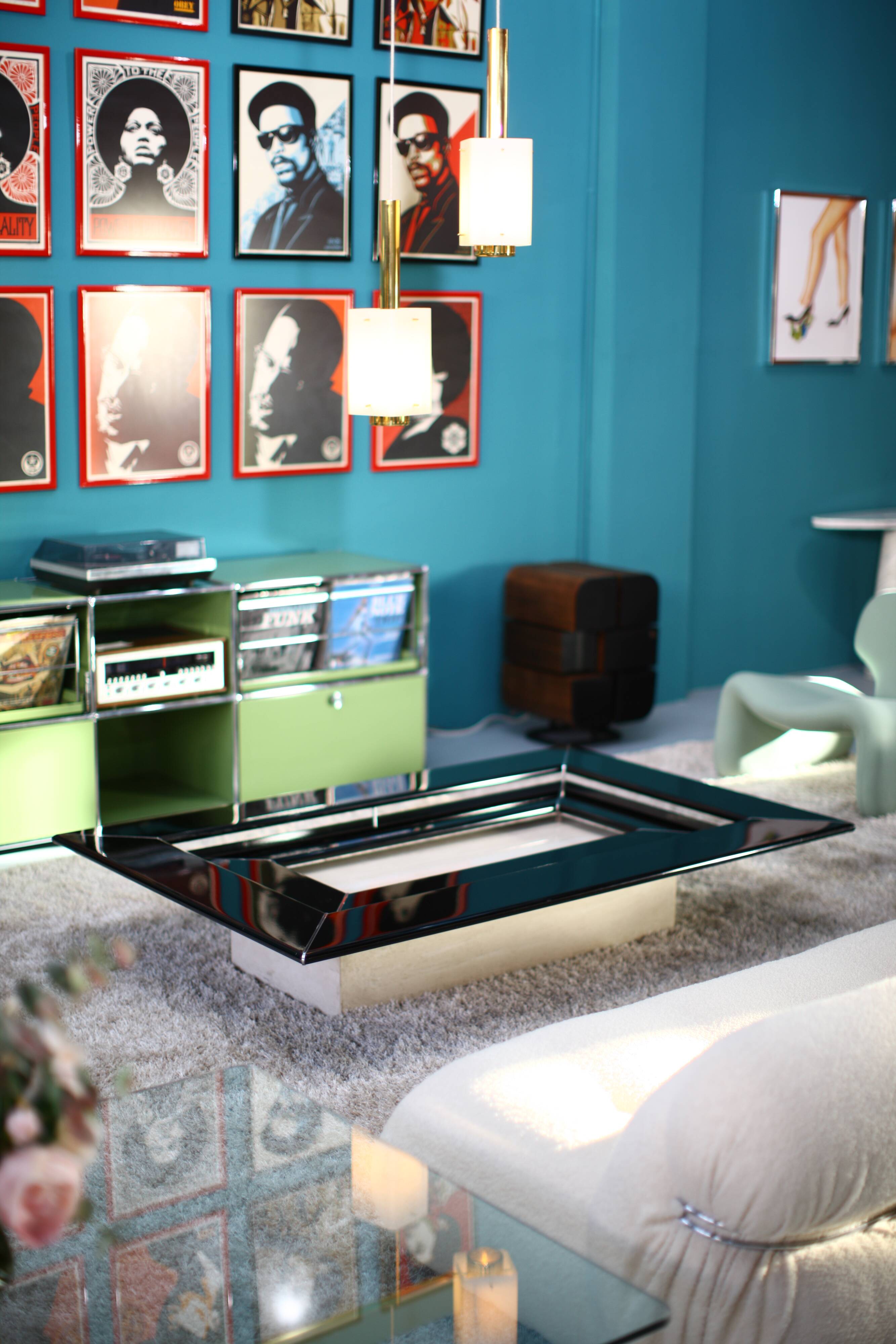 Re Quadro Coffee Table in Travertine and Lacquered Wood by Paolo Piva