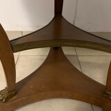 Empire-style tripode healing in mahogany top of marble gallery