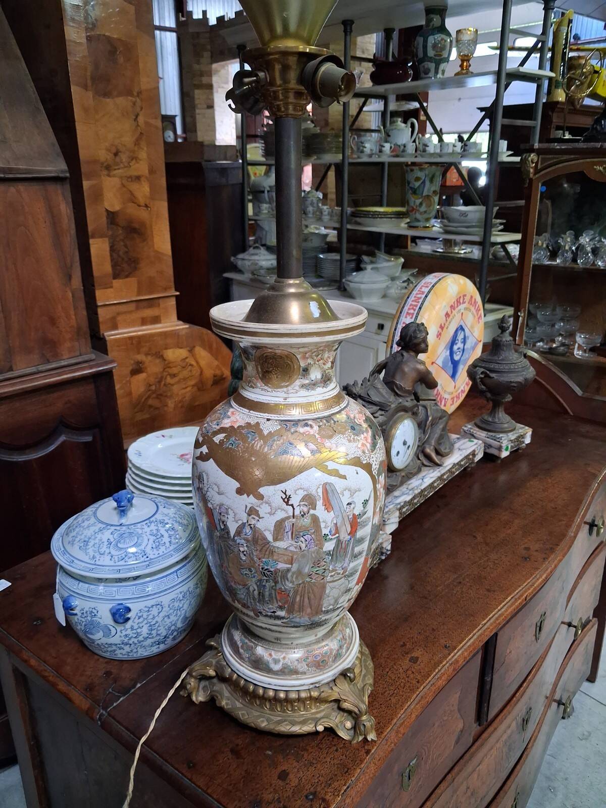 Pied de lampe en faïence de Satsuma – Japon, XIXe siècle