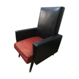 Vintage armchair in red and black skaï