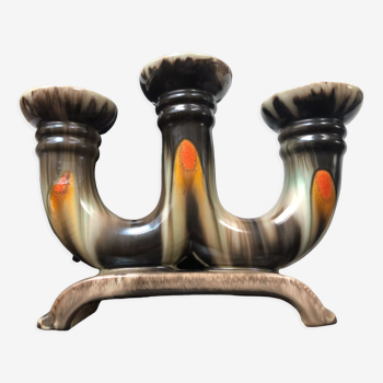 Three-spoke glazed ceramic candle holder