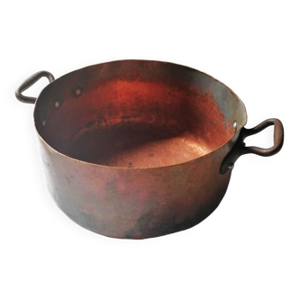 copper pot