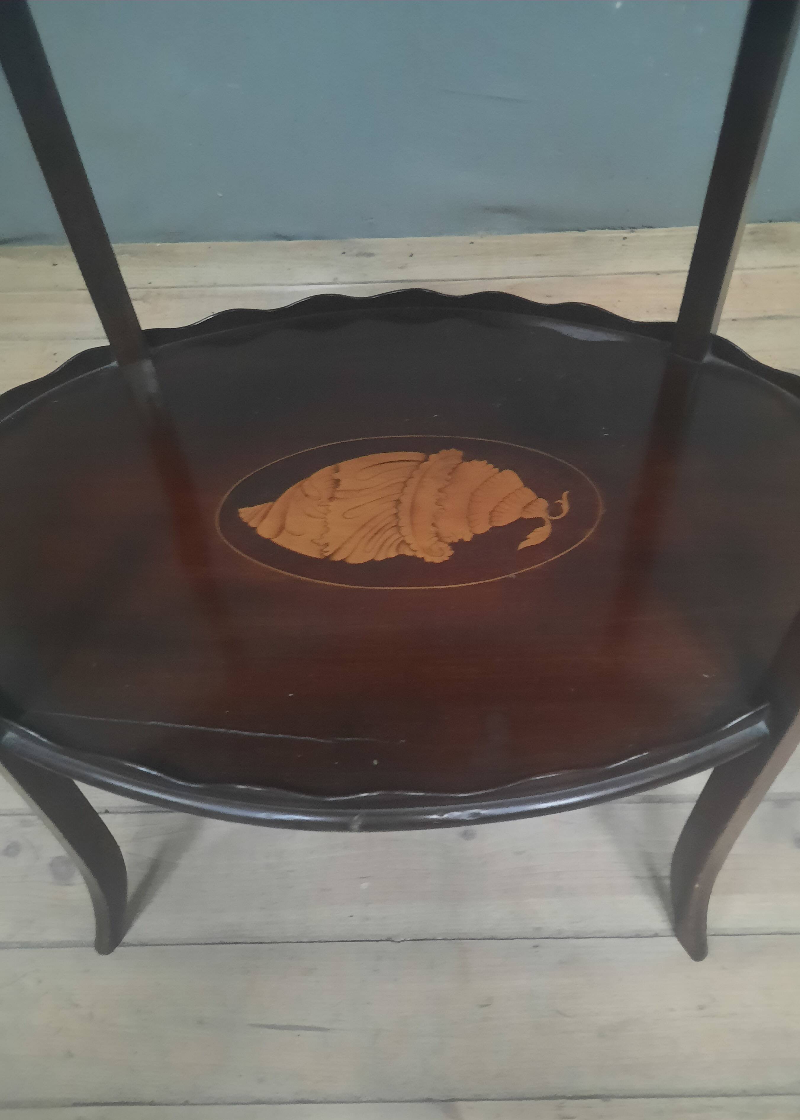 English 2-tier mahogany pedestal table