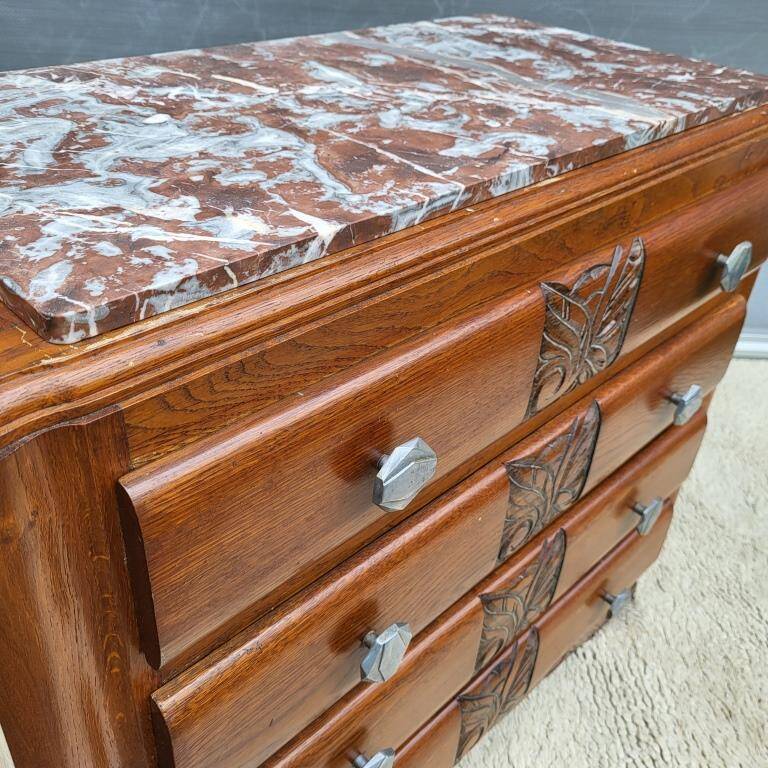 1930 Art Deco chest of drawers with recessed pink marble
