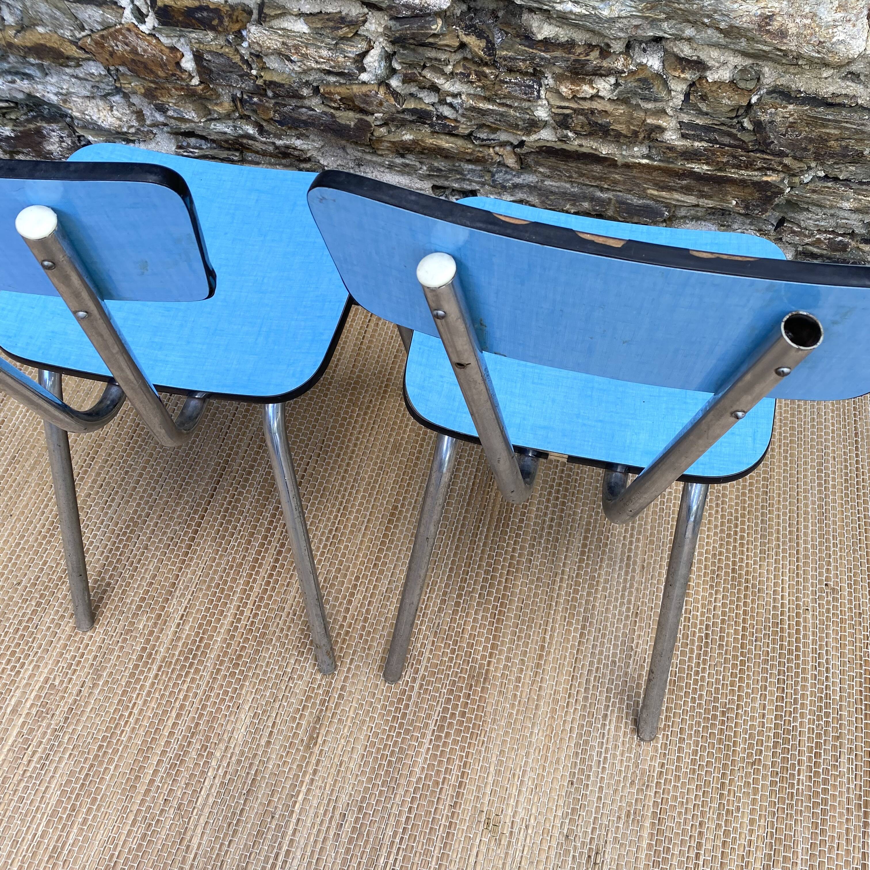 Extendable blue formica table and 2 chairs, 1960s