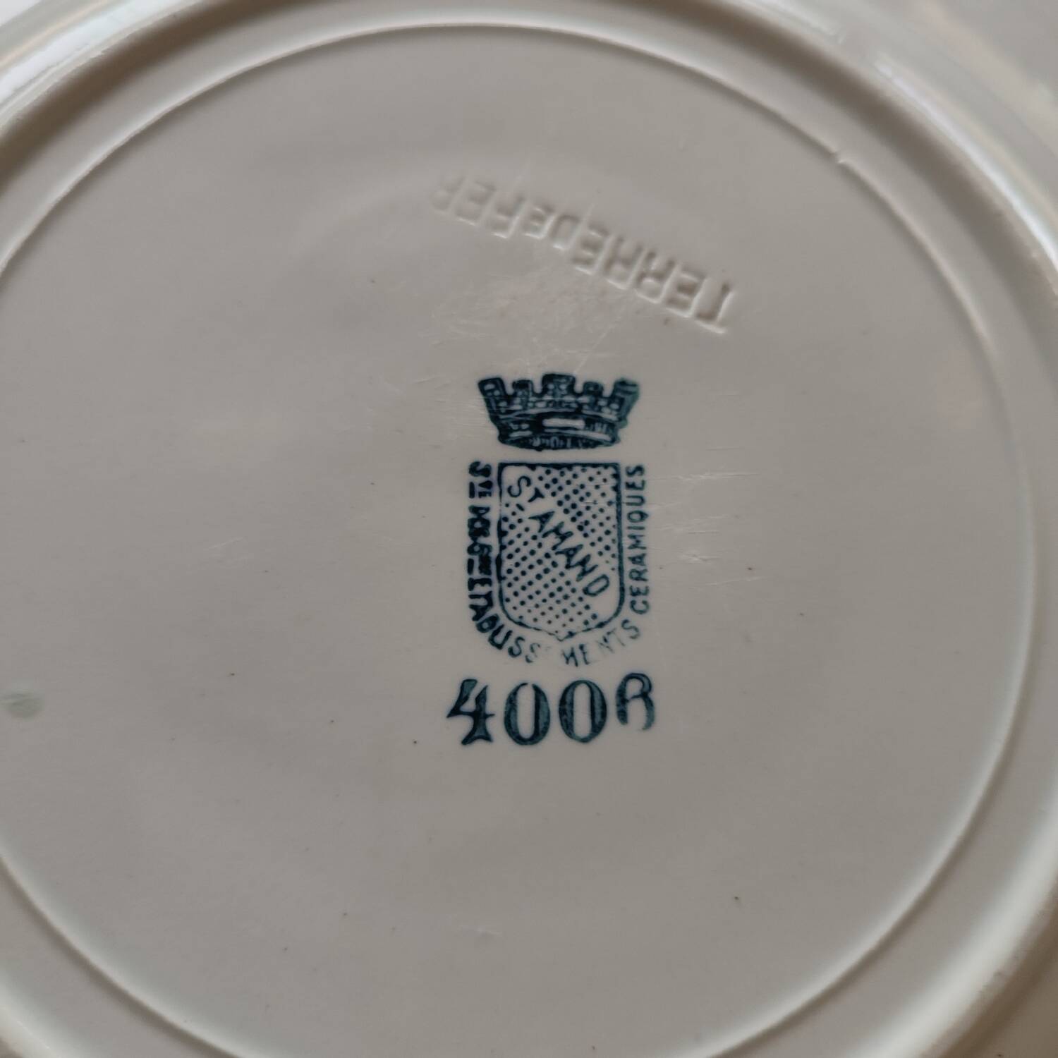 Set of 6 iron earth flat plates St Amand 4006