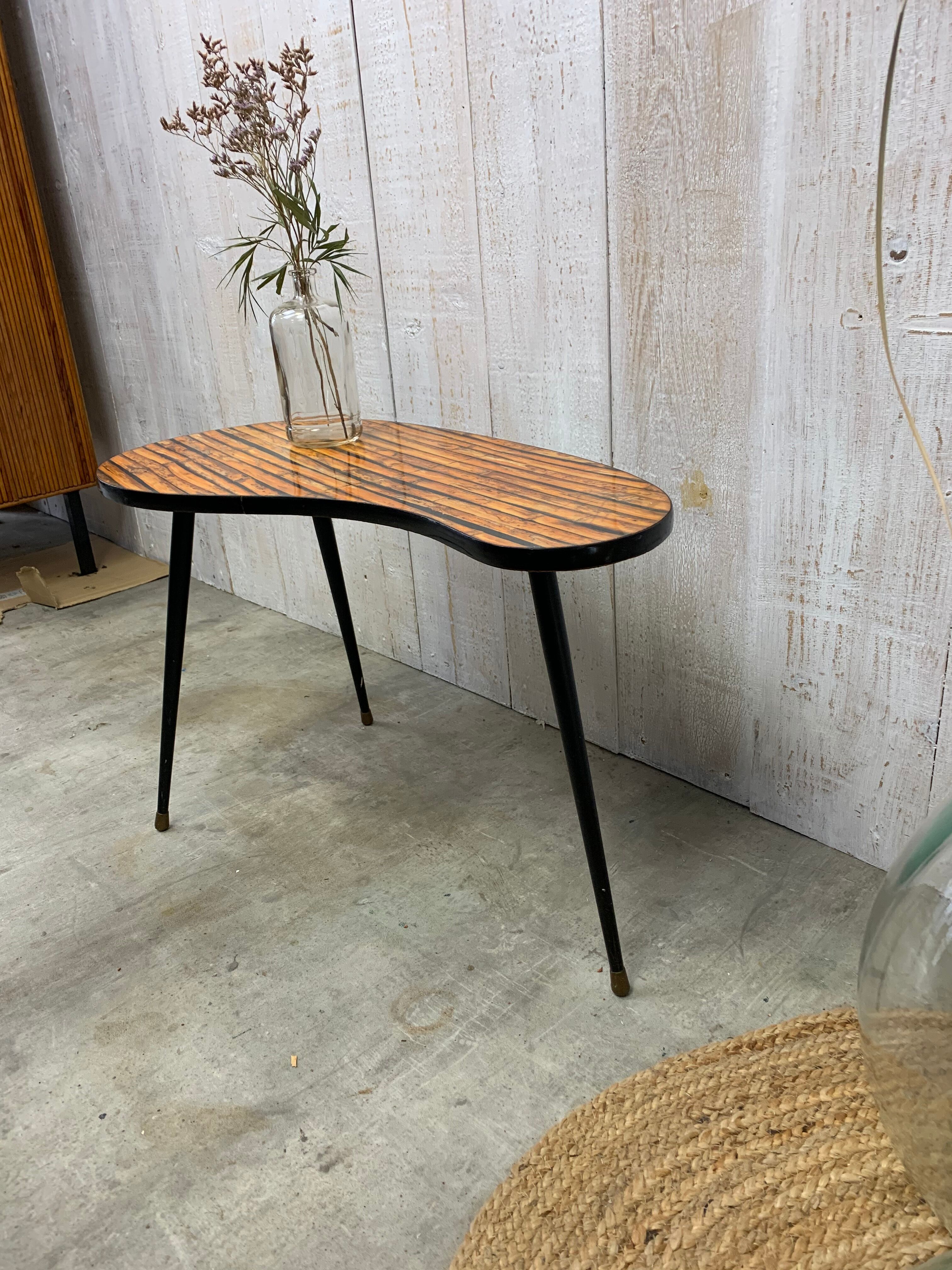 Table basse tripode vintage