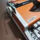 Machine à écrire Olympia orange