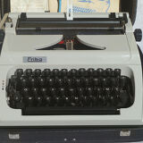 Erika 150 typewriter