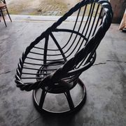 Swivel rattan love seat
