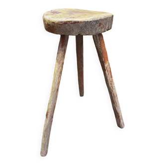 Farmer stool type antique tripod milking stool