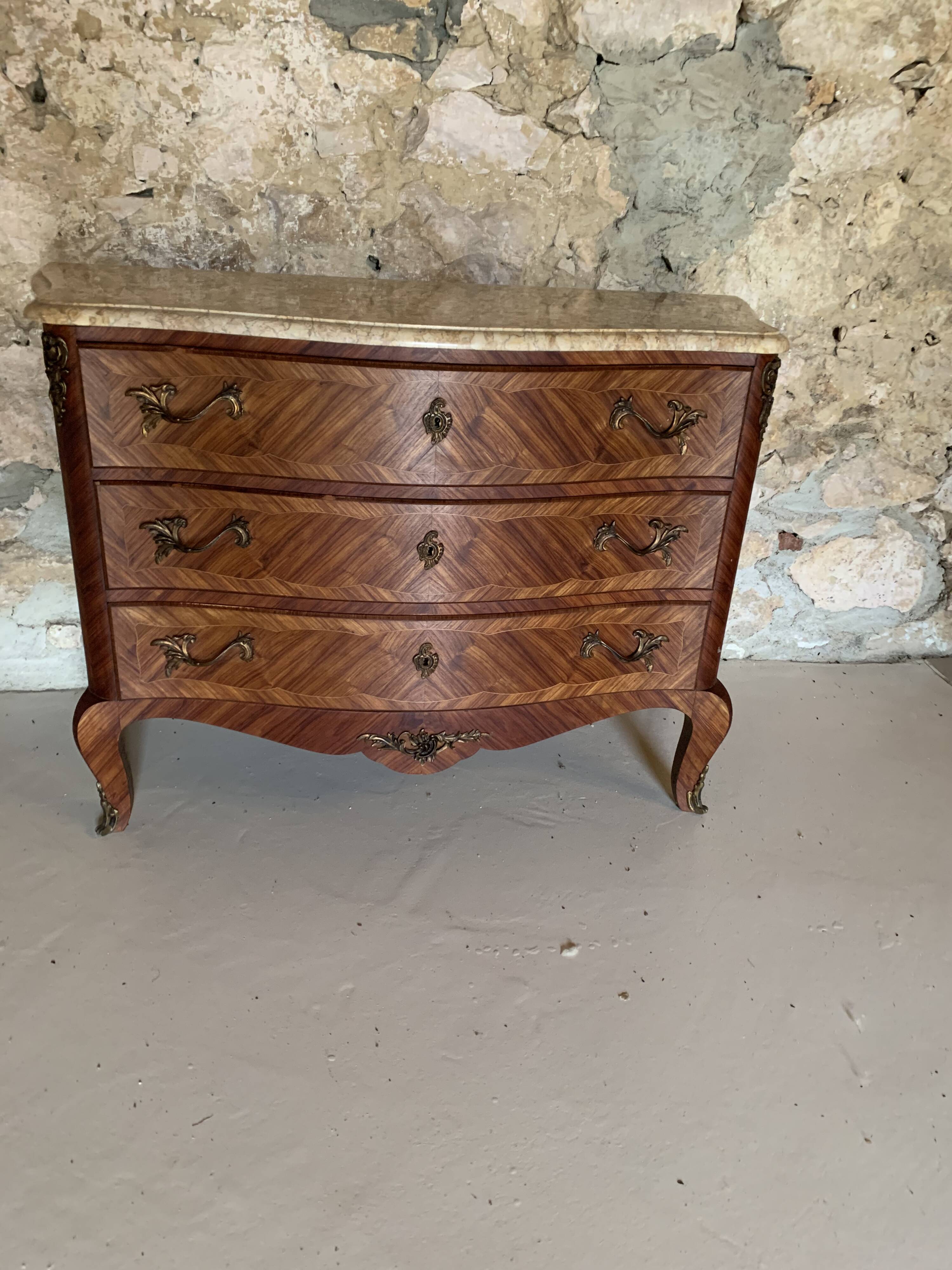 Commode