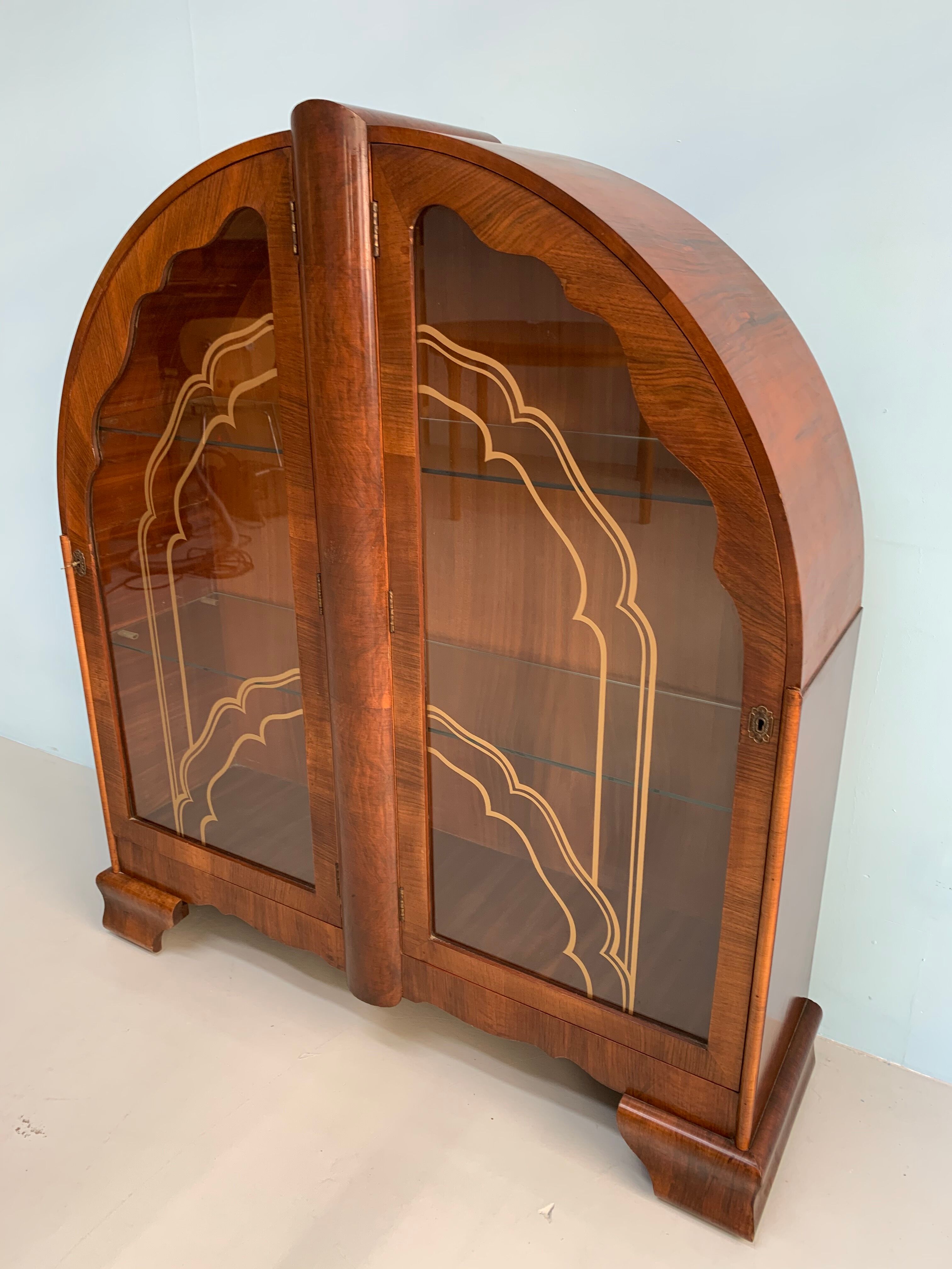 Vintage Art Deco display