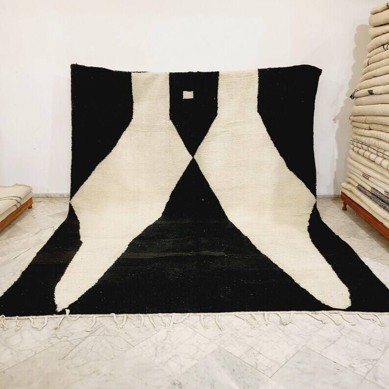 Handmade Moroccan rug 200cm x 300cm