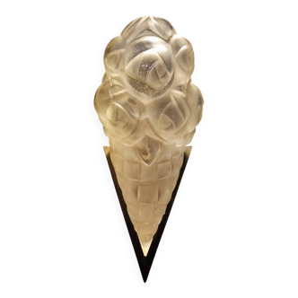 Art Deco wall light by Degué