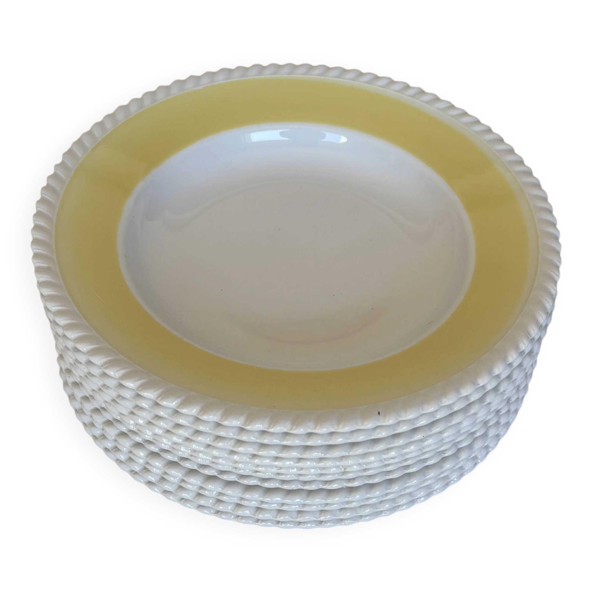 11 assiettes jaune et blanche vintage