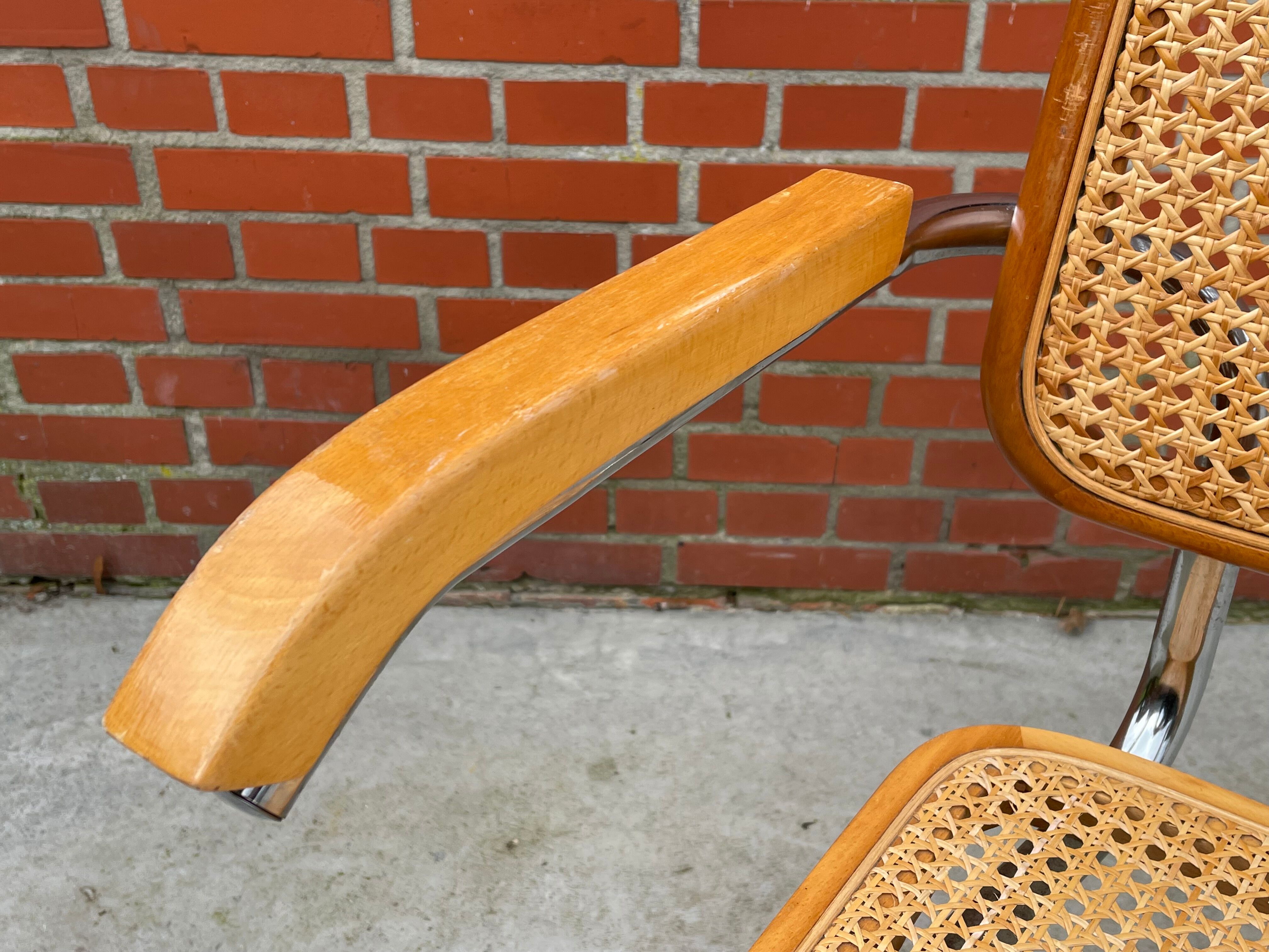 Chair Cesca model with armrests B64 in chrome