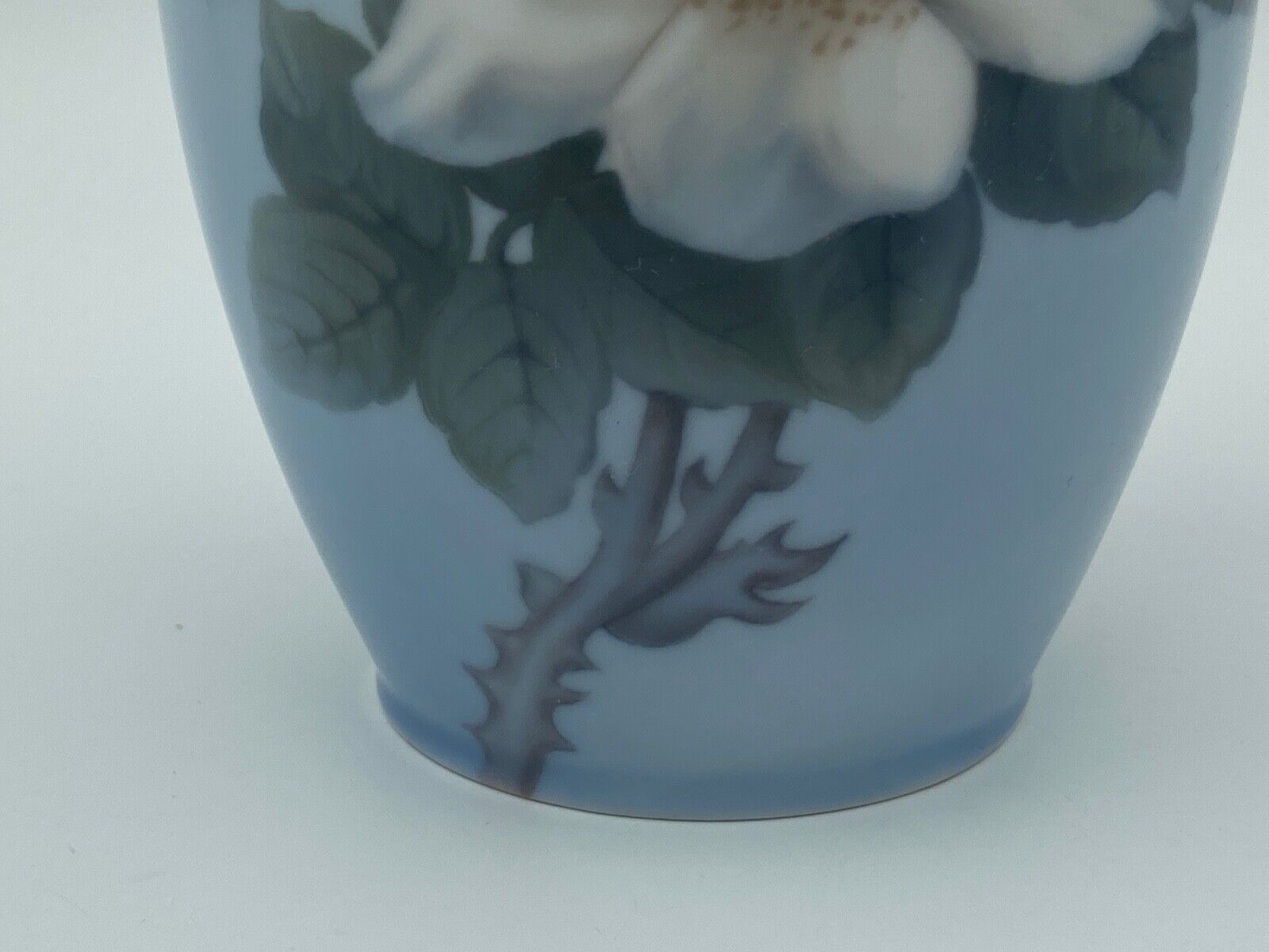 Porcelain vase bing and grondahl kjobenhavn made in denmark 8652249 gh