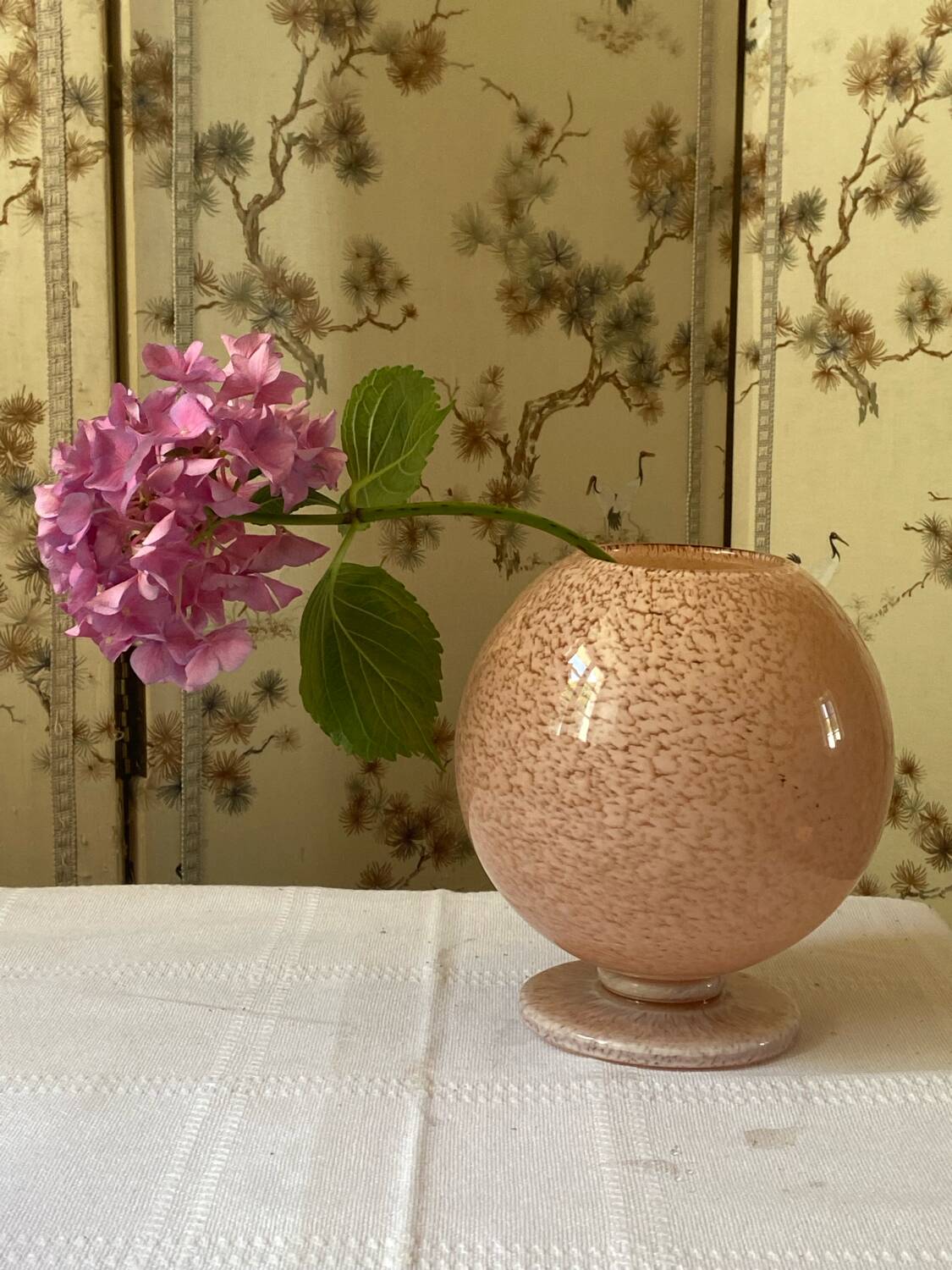 Art Deco vase in pink and white speckled Clichy glass – height 20 cm